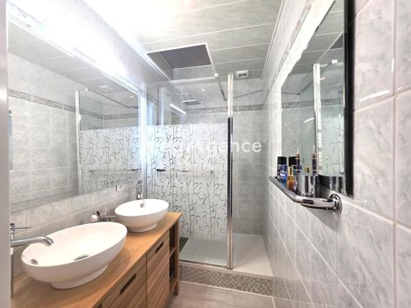 Maison à MONTFERMEIL, 93370 - 6 pièces 120m²