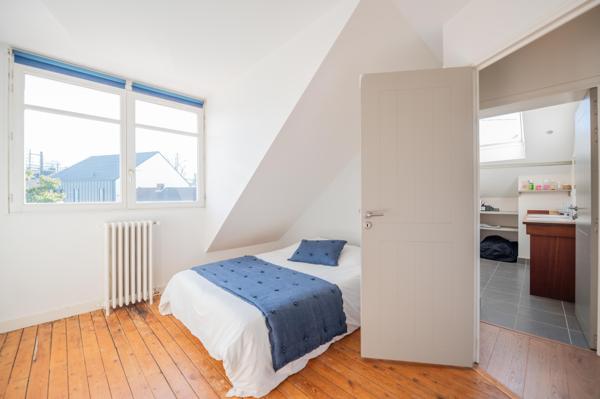 Maison
         9 pièces
        - 196 m² Bien prestige 796 950 € *
