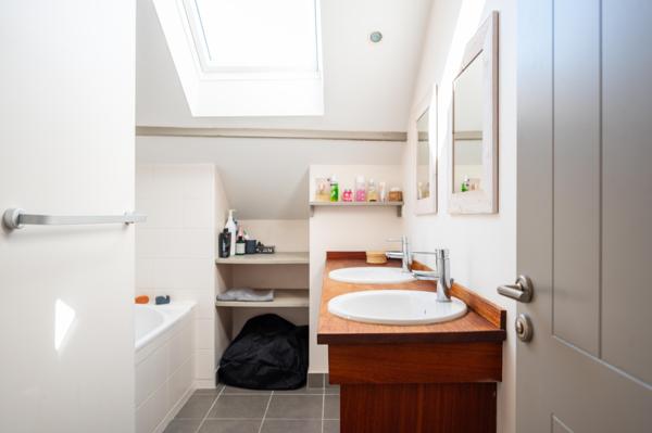 Maison
         9 pièces
        - 196 m² Bien prestige 796 950 € *