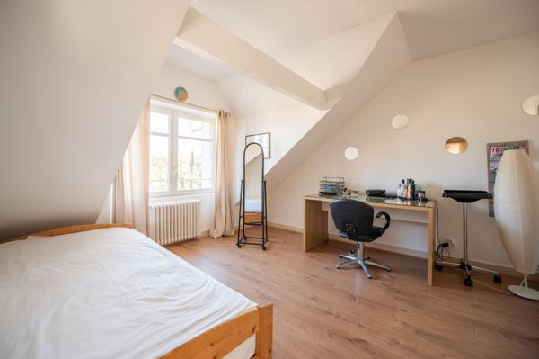 Maison
         9 pièces
        - 196 m² Bien prestige 796 950 € *
