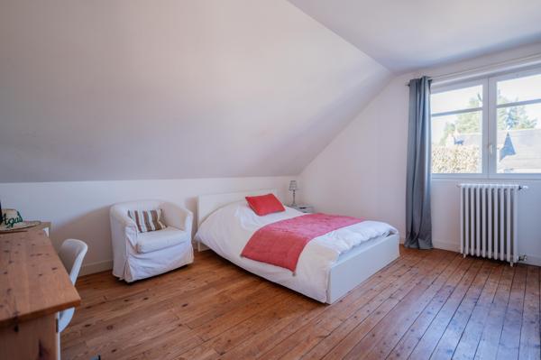 Maison
         9 pièces
        - 196 m² Bien prestige 796 950 € *