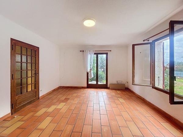 Maison Villeneuve 5 pièces 148 m²,  garage, abris et dépendance