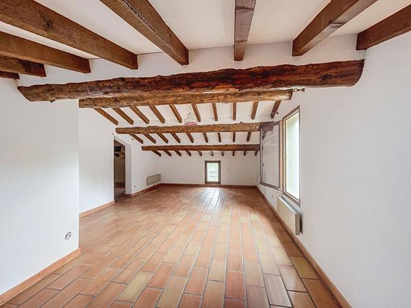 Maison Villeneuve 5 pièces 148 m²,  garage, abris et dépendance