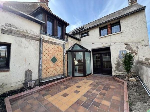 Maison à vendre à Noyen-sur-Sarthe dans la Sarthe (72430), ref : 72120-997