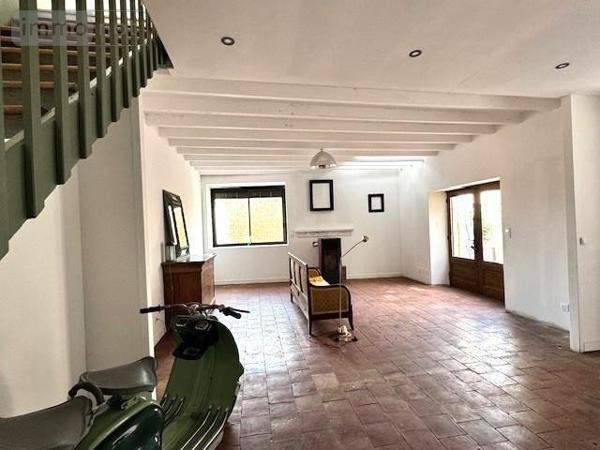 Maison à vendre à Noyen-sur-Sarthe dans la Sarthe (72430), ref : 72120-997