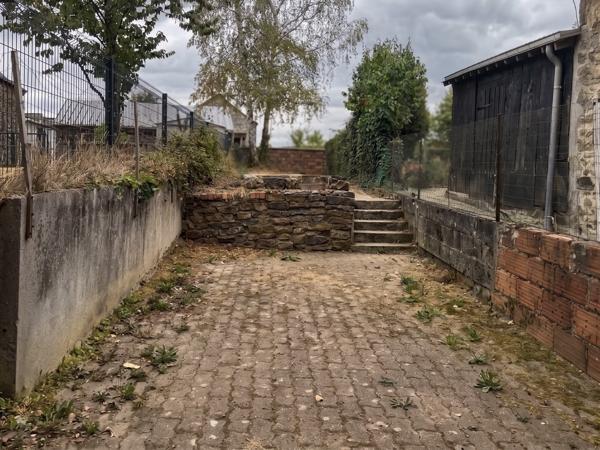 Maison 130 m² à rénover avec terrain constructible et divisible