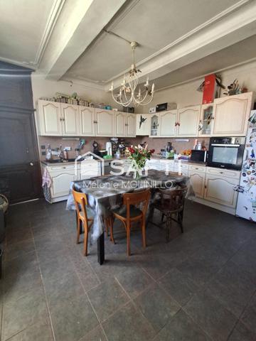 Maison 145 m² édifiée sur un terrain de 455 m² Grange,Terrain, Terrasse