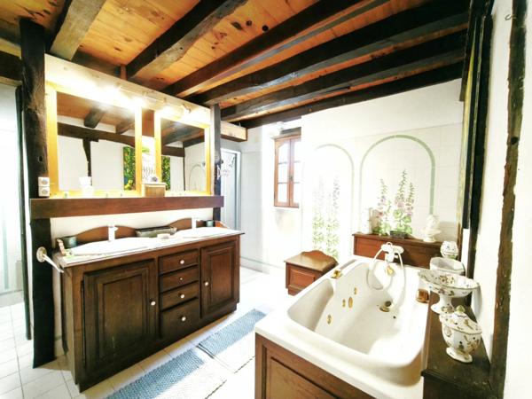 Propriété, Corps de ferme à vendre 9 pièces SAINT GEIN (40)