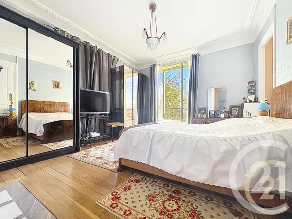 Maison à vendre  8 pièces - 235,78 m2 MORET LOING ET ORVANNE - 77