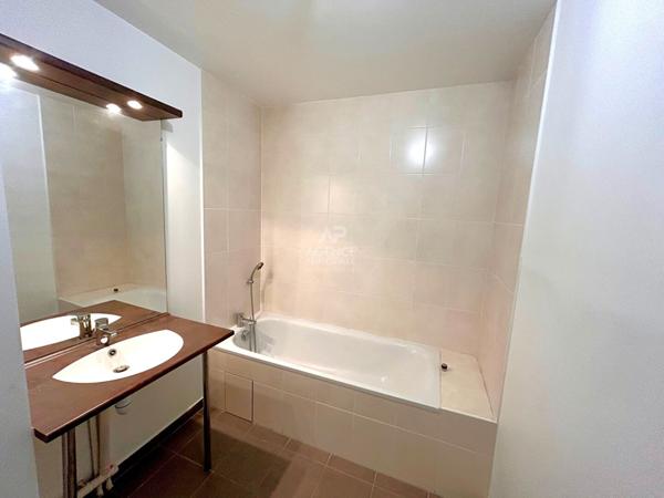 Appartement Carrieres Sous Poissy 3 pièce(s) 60 m2 €244 000 ** - Référence 9129