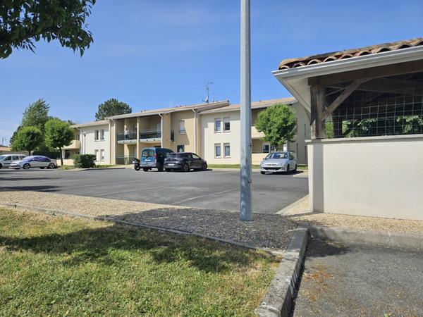 Appartement T3 de 63,03m², 2 chambres, refait à neuf, St Yzan de Soudiac Saint-Yzan-de-Soudiac (33920)