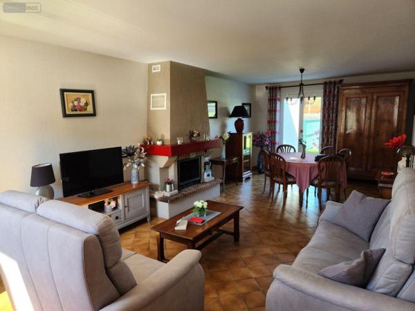 Maison à vendre à La Flèche dans la Sarthe (72200), ref : 1248