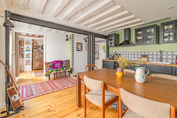 Secteur : Bonne Nouvelle - T3 Cosy, très bien rénové avec terrasse et ascenseur