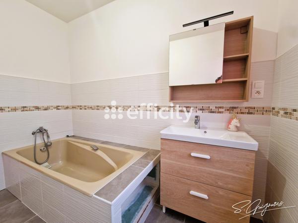 Maison 9 pièces - 224 m²