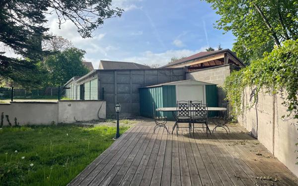 Appartement à louer    3 pièces • 78,85 m2 Arpajon