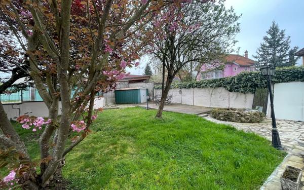 Appartement à louer    3 pièces • 78,85 m2 Arpajon