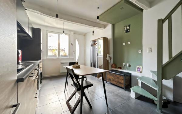 Maison à vendre    2 pièces •  Lavaur