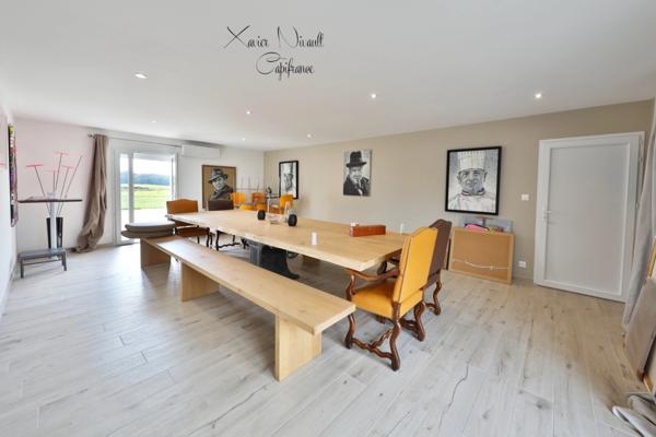 Maison à vendre 10 pièces proche de MONTREVEL EN BRESSE (01)