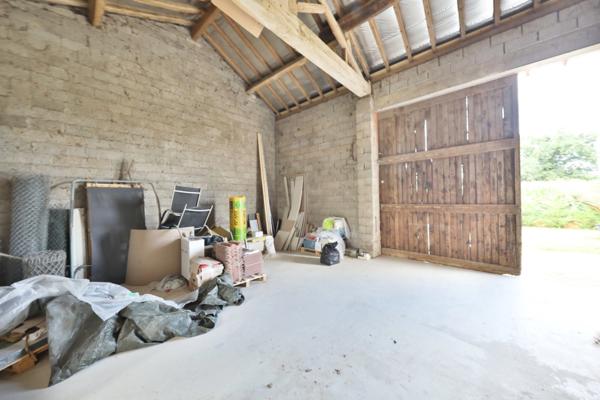 Maison à vendre 10 pièces proche de MONTREVEL EN BRESSE (01)