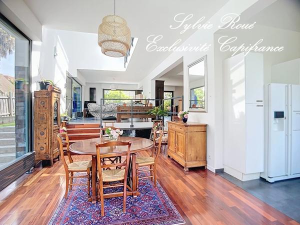 Maison d'architecte à vendre 7 pièces VILLEJUIF (94)