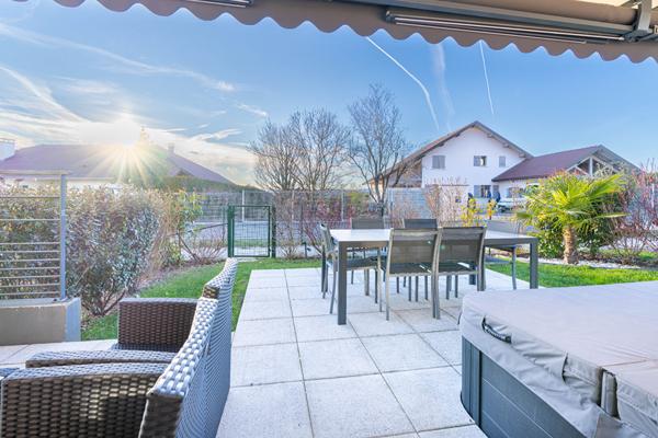 EN EXCLUSIVITE - Appartement Villaz 2 pièces 45.59 m2 - Cave - Garage - Jardin