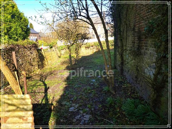 Ensemble immobilier de caractère avec fort potentiel – Maison de 305 m² + revenus locatifs