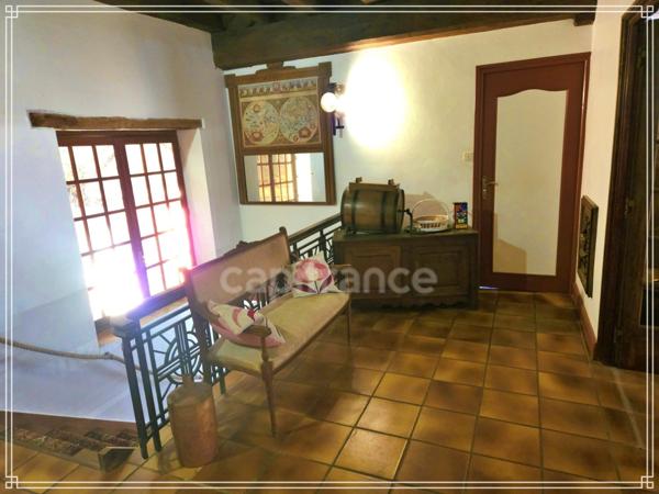 Ensemble immobilier de caractère avec fort potentiel – Maison de 305 m² + revenus locatifs