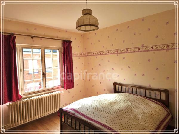 Ensemble immobilier de caractère avec fort potentiel – Maison de 305 m² + revenus locatifs