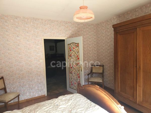 Ensemble immobilier de caractère avec fort potentiel – Maison de 305 m² + revenus locatifs