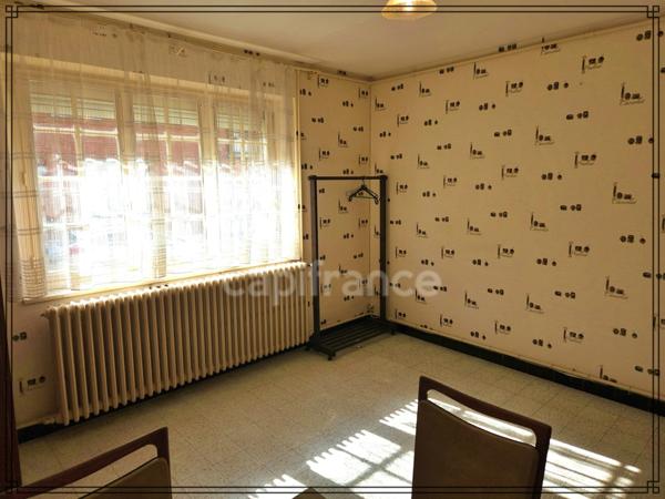 Ensemble immobilier de caractère avec fort potentiel – Maison de 305 m² + revenus locatifs