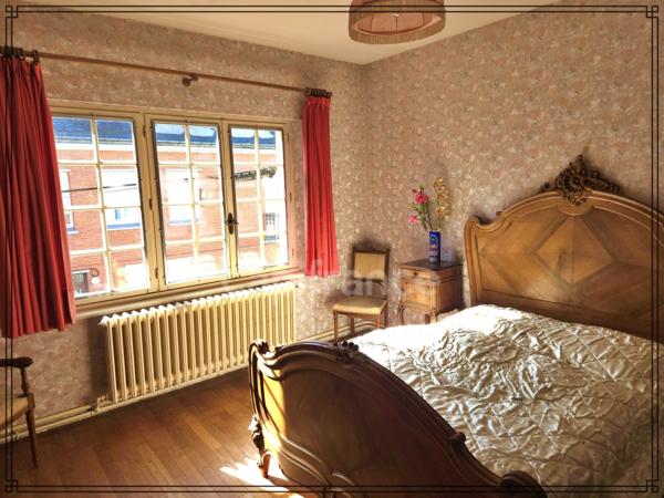 Ensemble immobilier de caractère avec fort potentiel – Maison de 305 m² + revenus locatifs