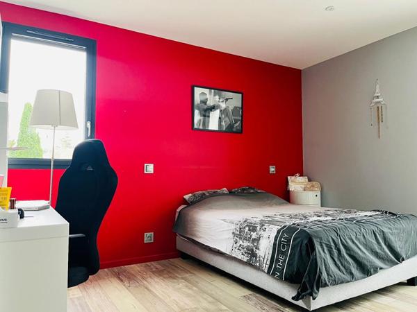Villa contemporaine à Balma 210 m2, avec piscine et jacuzzi