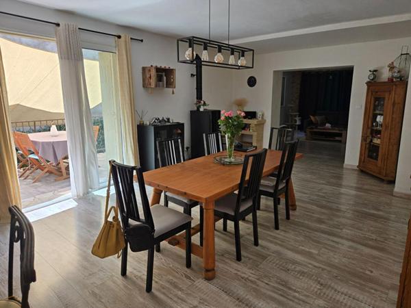 Quissac, Maison  7 pièce(s) 154 m2 sur 292 M2 de terrain