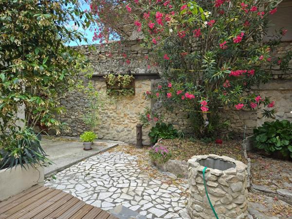 Quissac, Maison  7 pièce(s) 154 m2 sur 292 M2 de terrain