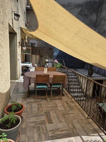 Quissac, Maison  7 pièce(s) 154 m2 sur 292 M2 de terrain