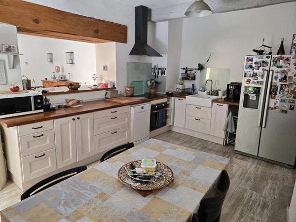 Quissac, Maison  7 pièce(s) 154 m2 sur 292 M2 de terrain