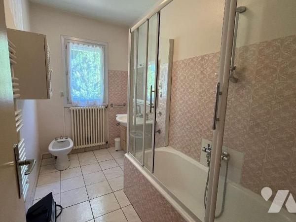 Cause succession - Maison à vendre à Labège (31670) 

Dans un quartier résidentiel sur les ha...