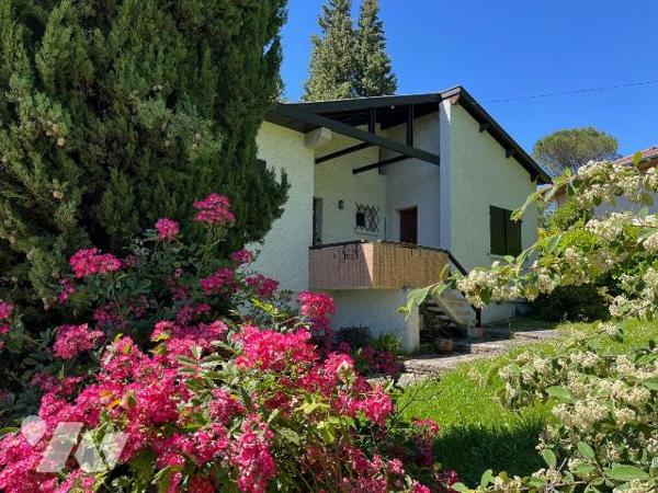 Cause succession - Maison à vendre à Labège (31670) 

Dans un quartier résidentiel sur les ha...