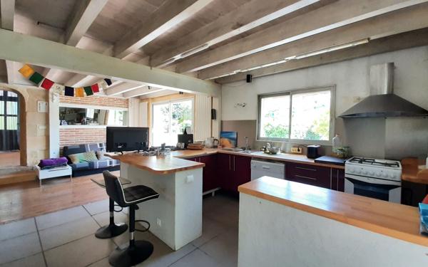 Maison à vendre    6 pièces •  Gujan-Mestras