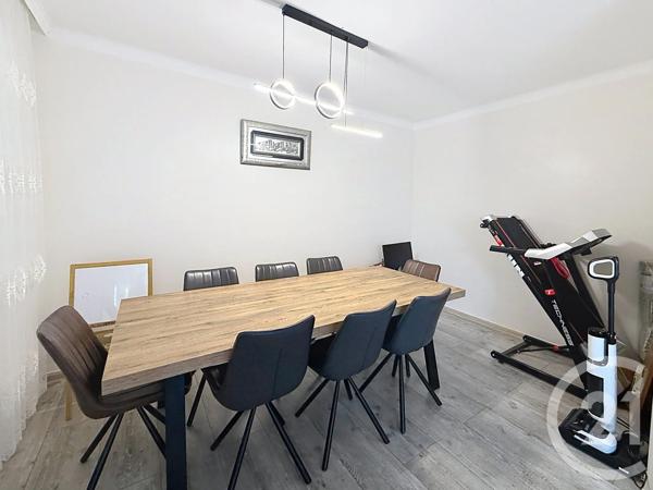 Appartement à vendre  4 pièces - 77,04 m 2   AVIGNON  - 84