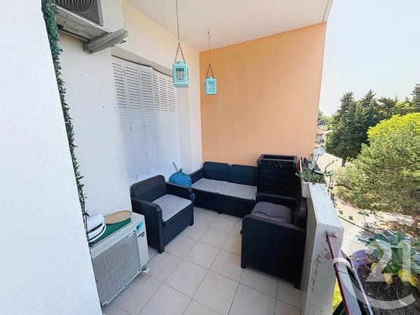 Appartement à vendre  4 pièces - 77,04 m 2   AVIGNON  - 84