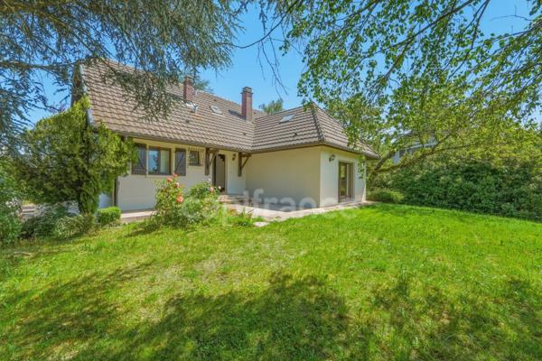 Maison à vendre 5 pièces PREVESSIN MOENS (01)