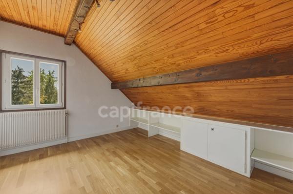 Maison à vendre 5 pièces PREVESSIN MOENS (01)