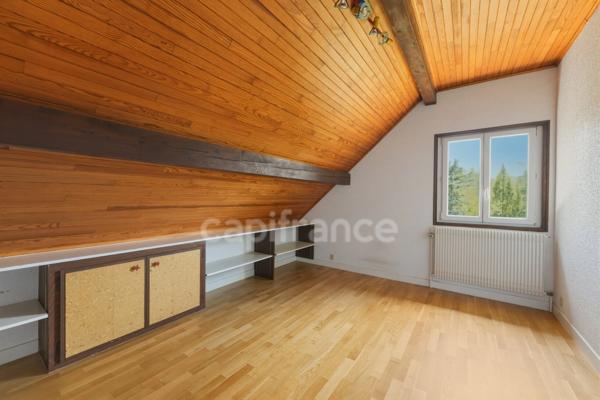 Maison à vendre 5 pièces PREVESSIN MOENS (01)