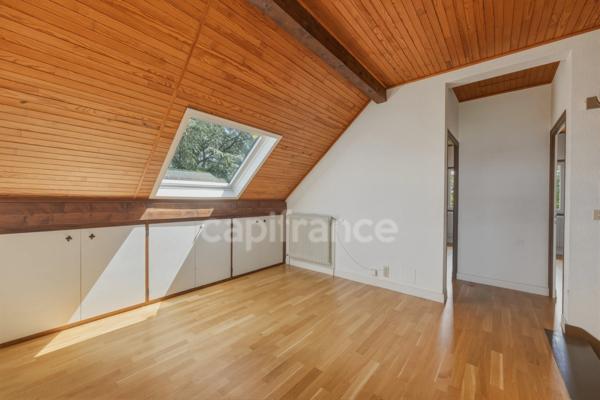 Maison à vendre 5 pièces PREVESSIN MOENS (01)