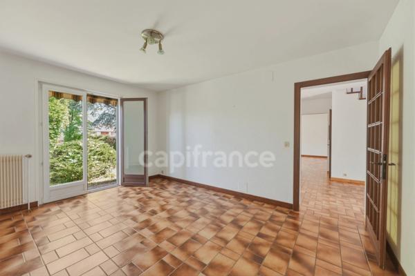 Maison à vendre 5 pièces PREVESSIN MOENS (01)