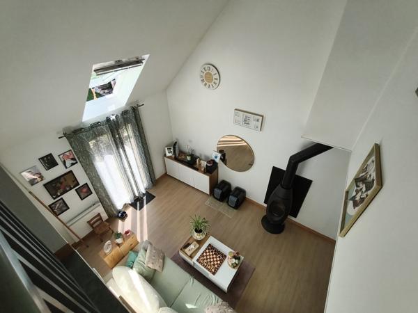 À vendre - Maison, 5 pièces située à La Chartre-sur-le-Loir (72340)
