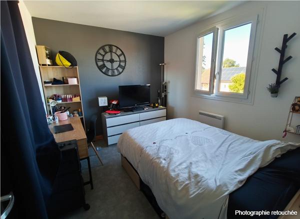 À vendre - Maison, 5 pièces située à La Chartre-sur-le-Loir (72340)