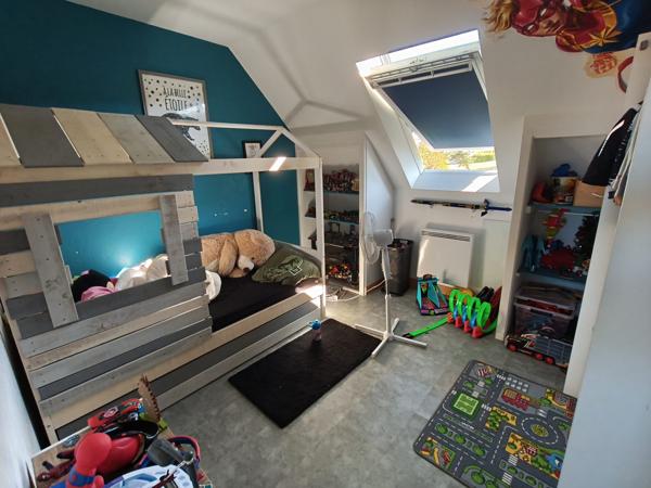 À vendre - Maison, 5 pièces située à La Chartre-sur-le-Loir (72340)