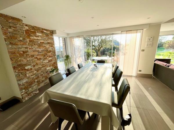 La Membrolle-sur-Longuenée (49770) VOLUMES ET BELLE LUMINOSITE sur 253 m² habitable, 5 chambres, sur parcelle de plus de 2000m²